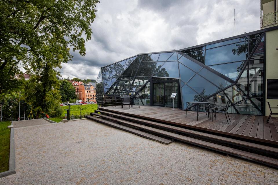 Objektové prosklené konstrukce - reference 3812