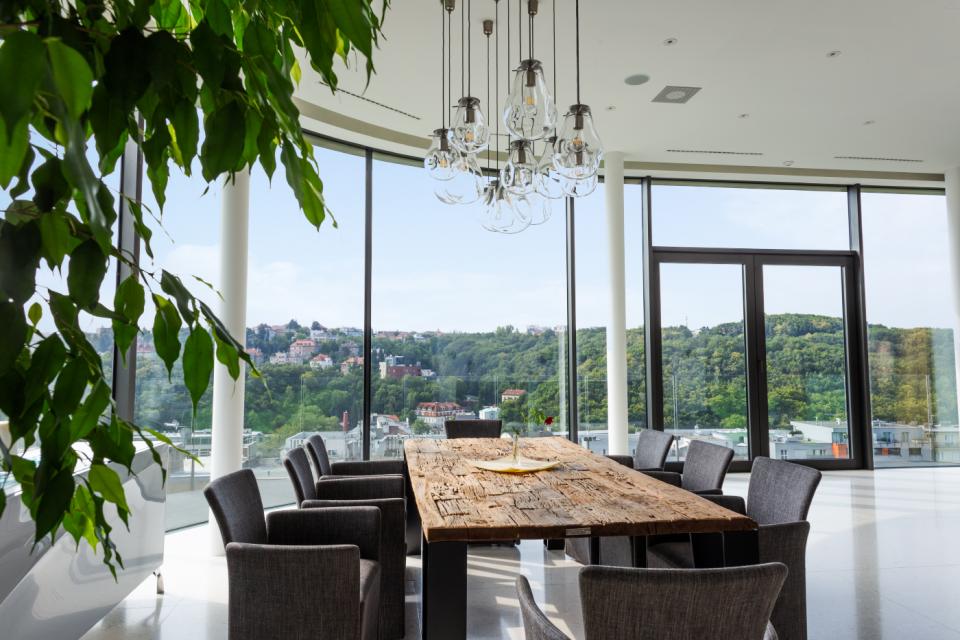 Objektové prosklené konstrukce - reference 3815